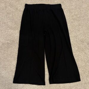 Women’s Gaucho Black Wide-Leg Pants